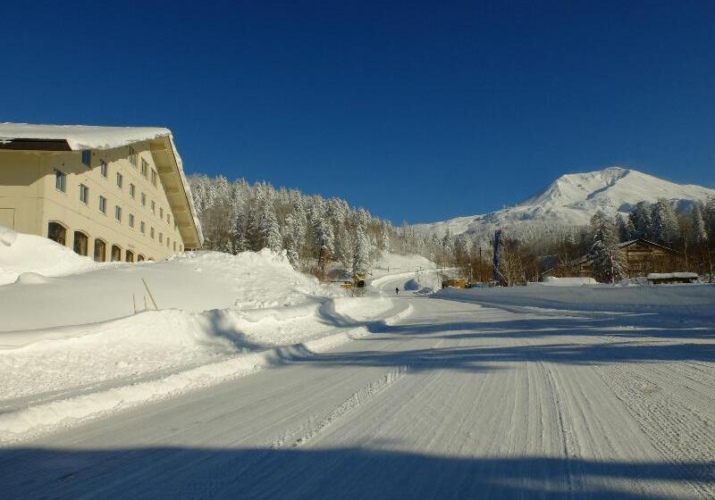 Otel K S House Hokkaido  Asahidake Onsen Hostel