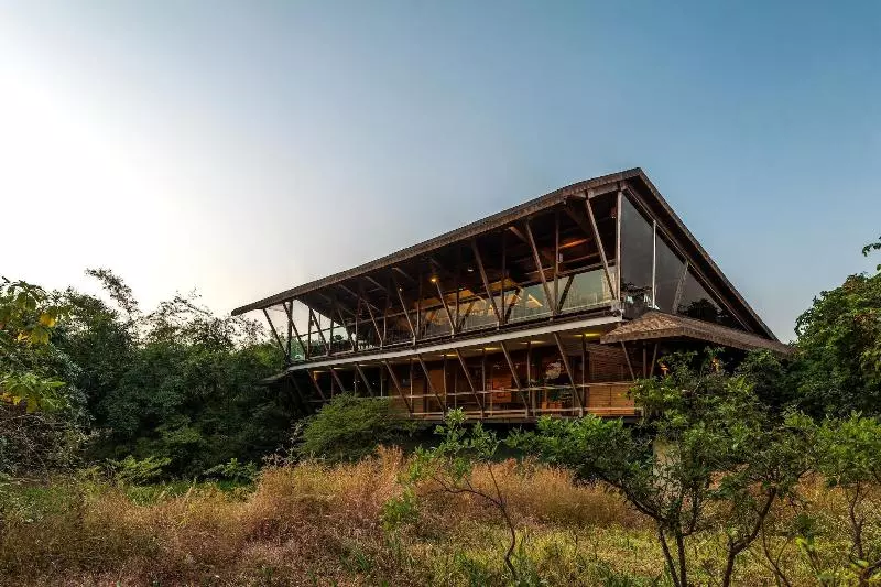 Отель The Machan