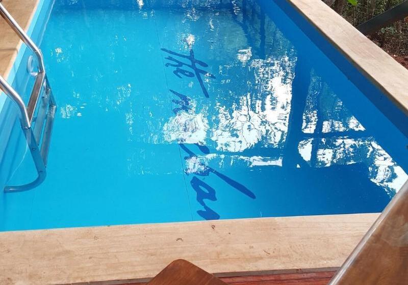 Отель The Machan