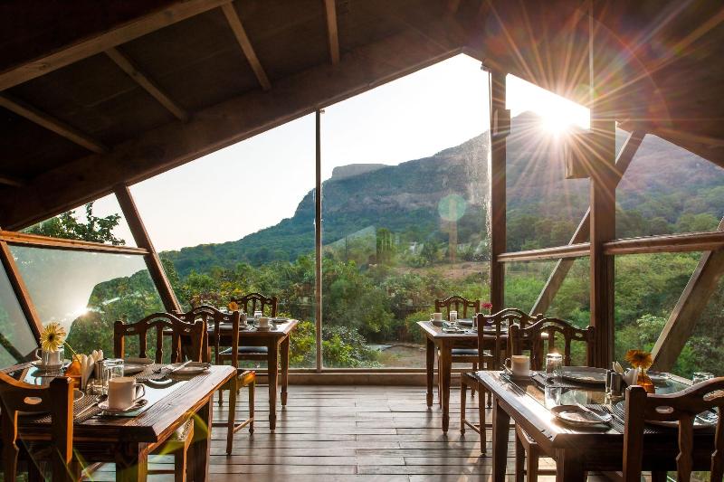 Отель The Machan