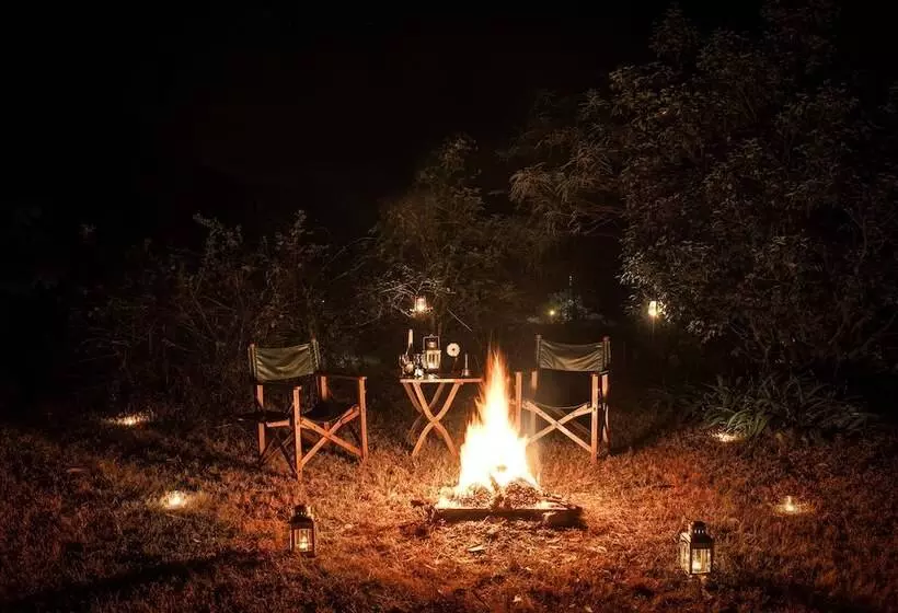 Отель The Machan