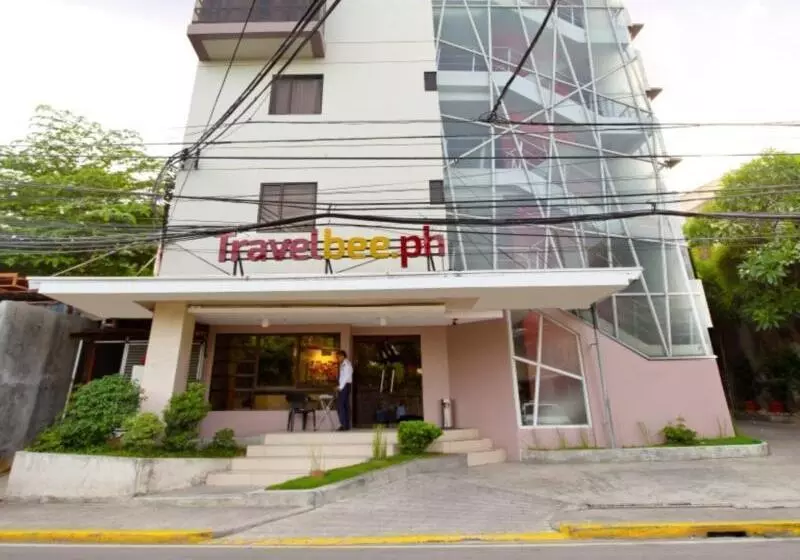 Hotel Travelbee Business Inn