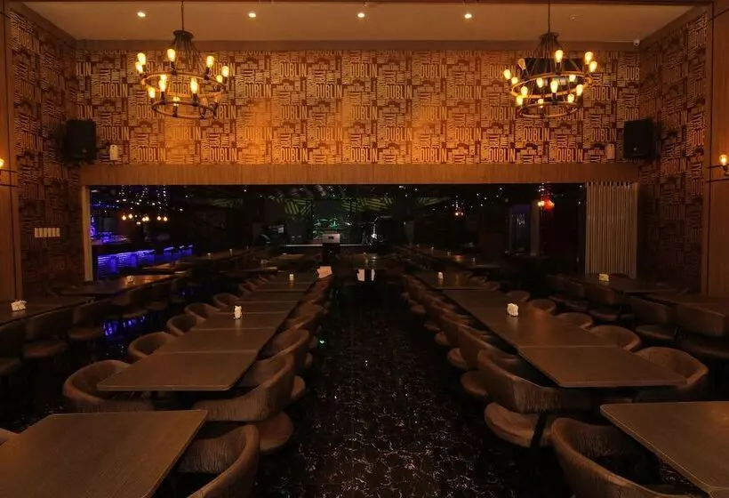 בית מלון כפרי Villa Caceres