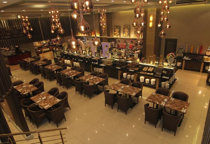 فندق Villa Caceres