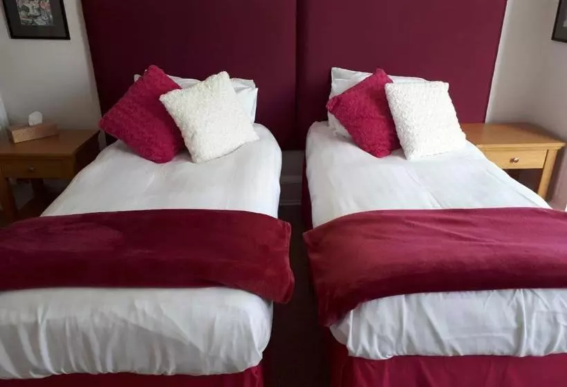 پانسیون Canadale Guest House