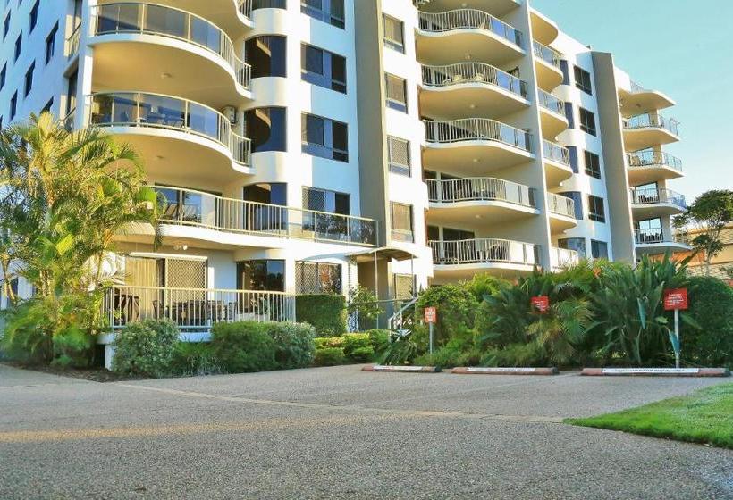 Riverdance Apartments