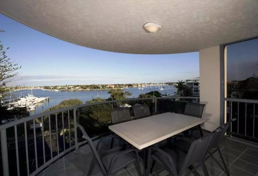 Riverdance Apartments