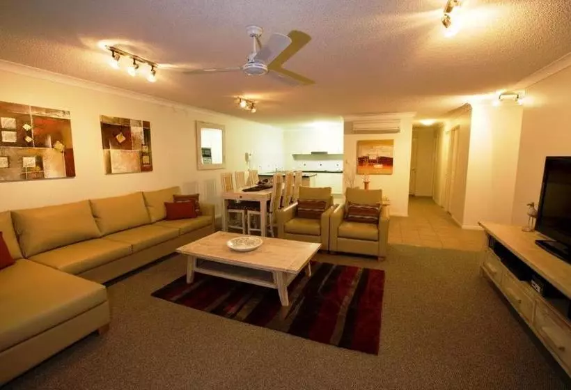 Riverdance Apartments