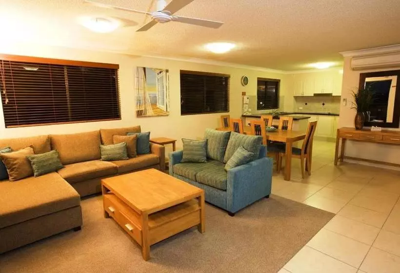 Riverdance Apartments