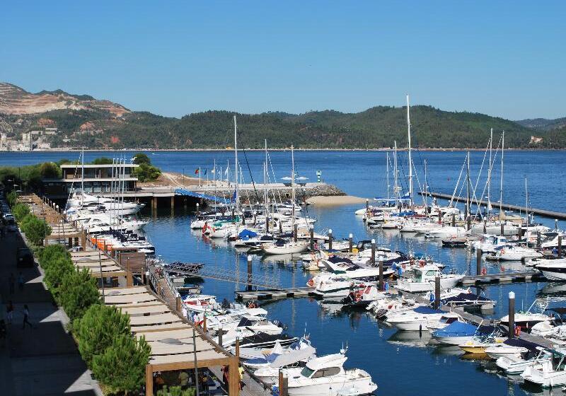 Troia Residence by The Editory Apartamentos Marina