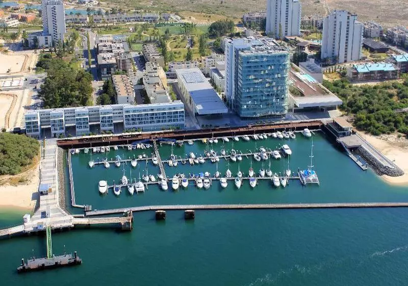 Troia Residence by The Editory  Apartamentos Marina