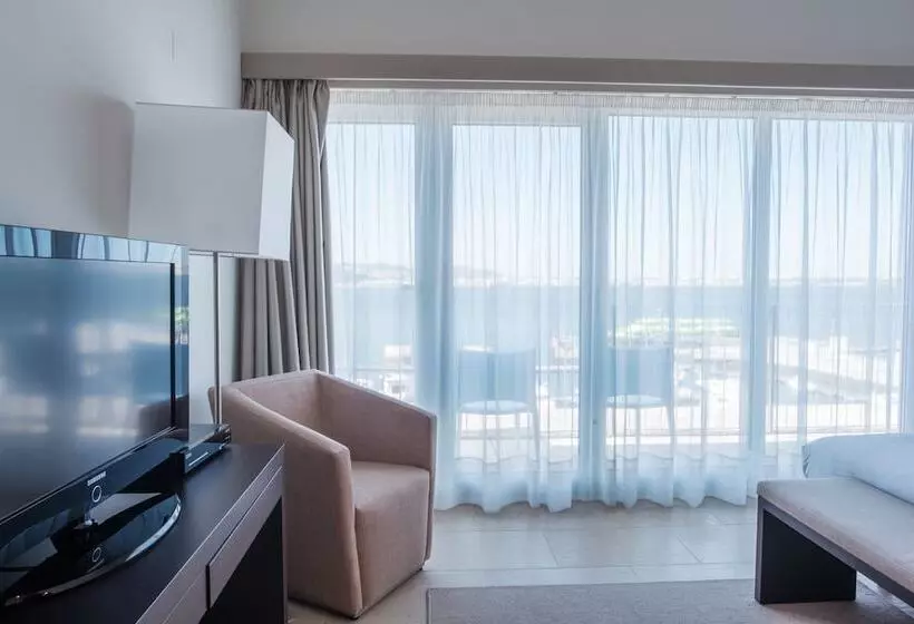 Troia Residence by The Editory  Apartamentos Marina