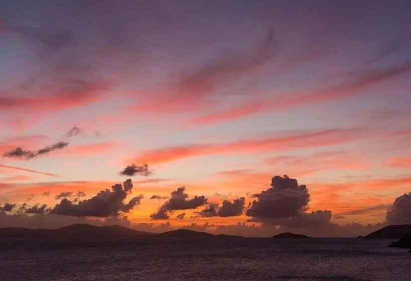 White Bay Villas And Beach Club