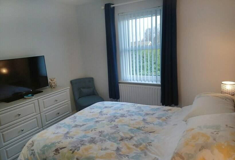 3bd Home From Home In Newtownabbey