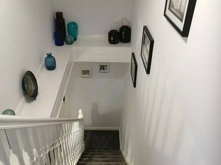 3bd Home From Home In Newtownabbey