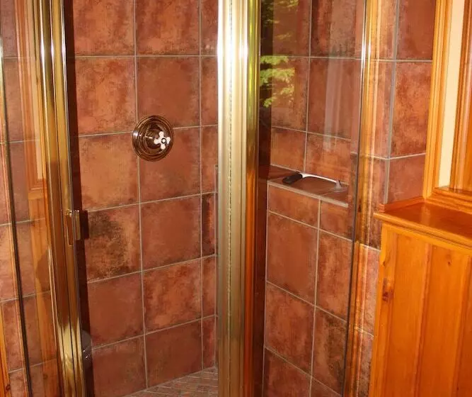 Aamiaismajoitus (B&B) Honey Maple Grove Bnb