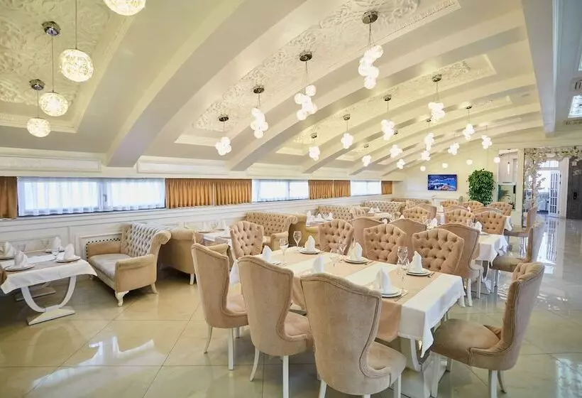 簡易ホテル Royal Hotel Samarkand