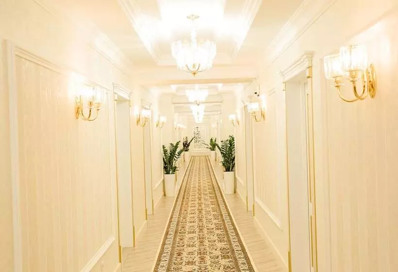 簡易ホテル Royal Hotel Samarkand