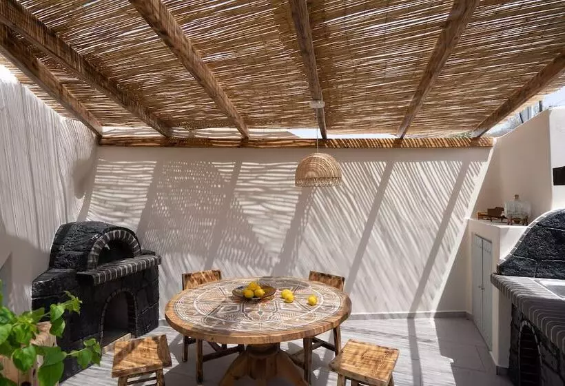 Hotelli Occhio Villas Santorini