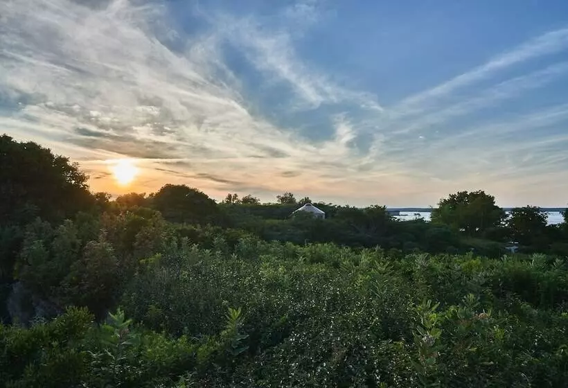 ホテル Fortland Island Campground