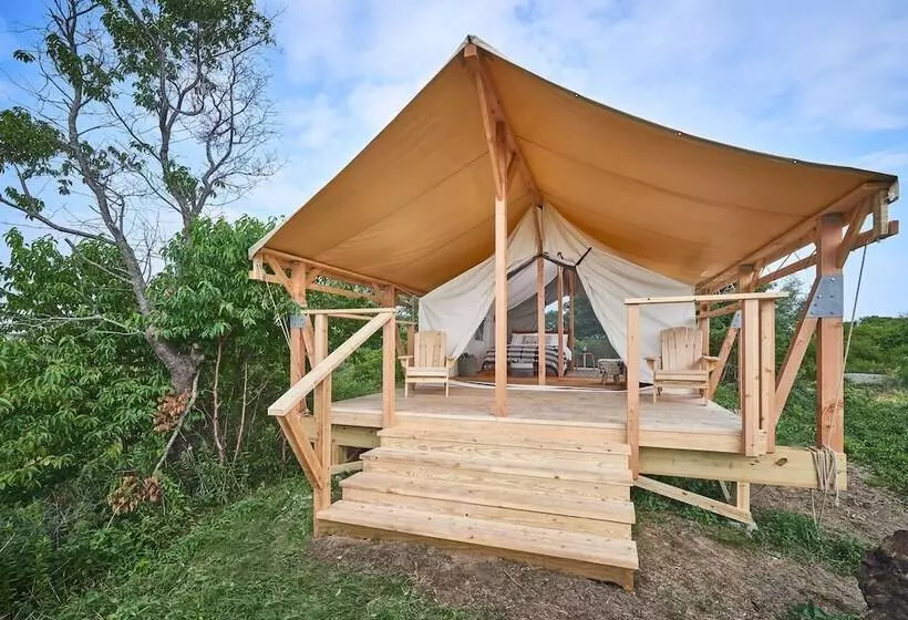 ホテル Fortland Island Campground