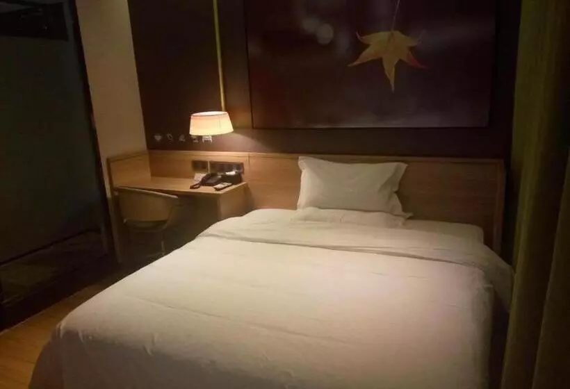 Iu Hotel Binzhou University