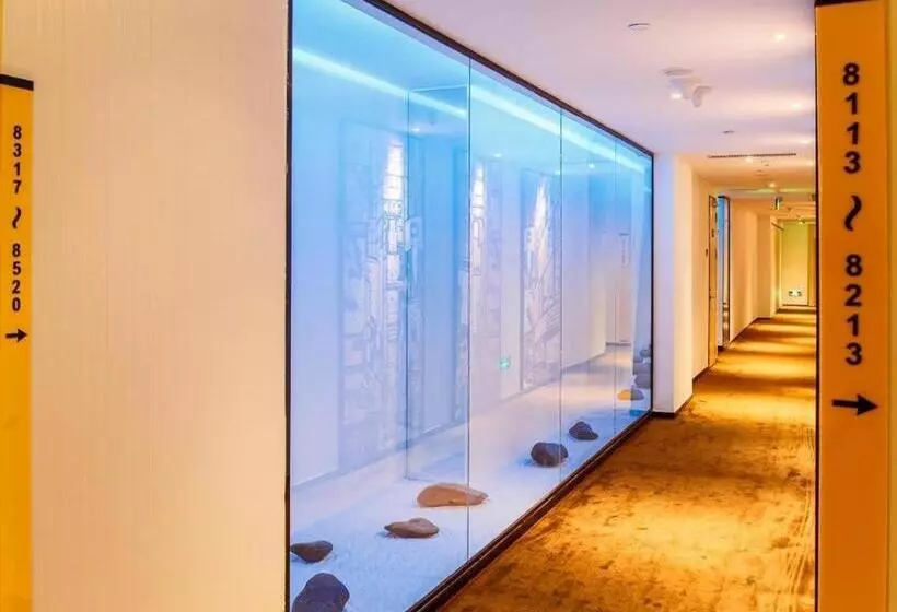 Iu Hotel Binzhou University