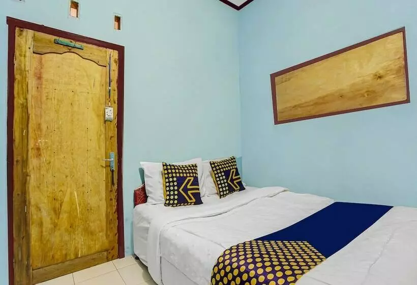 ホテル Oyo Homes 91089 Desa Wisata Air Terjun Way Kalam Syariah