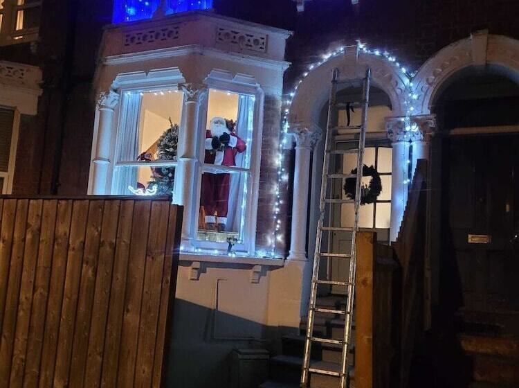 Резиденция 3 Bed House In London Self Contained In Ladywell