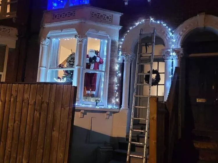 レジデンス 3 Bed House In London Self Contained In Ladywell