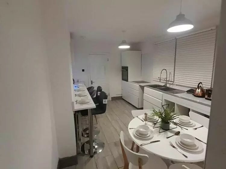 レジデンス 3 Bed House In London Self Contained In Ladywell