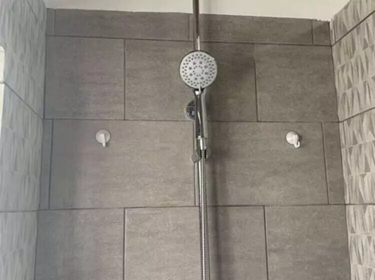 レジデンス Charming 3 Bed House