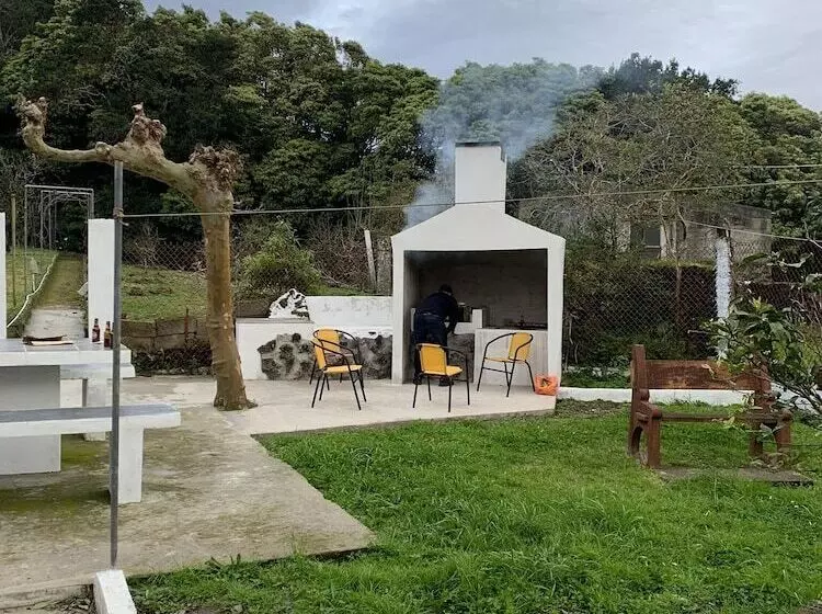 レジデンス Charming 3 Bed House