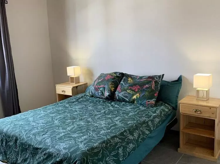 レジデンス Charming 3 Bed House