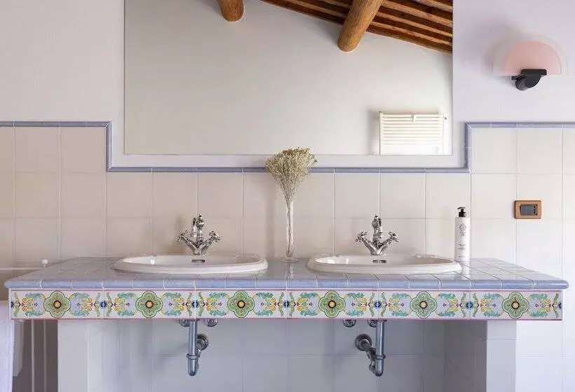 Verdeolivo1876   Apartments With Pool