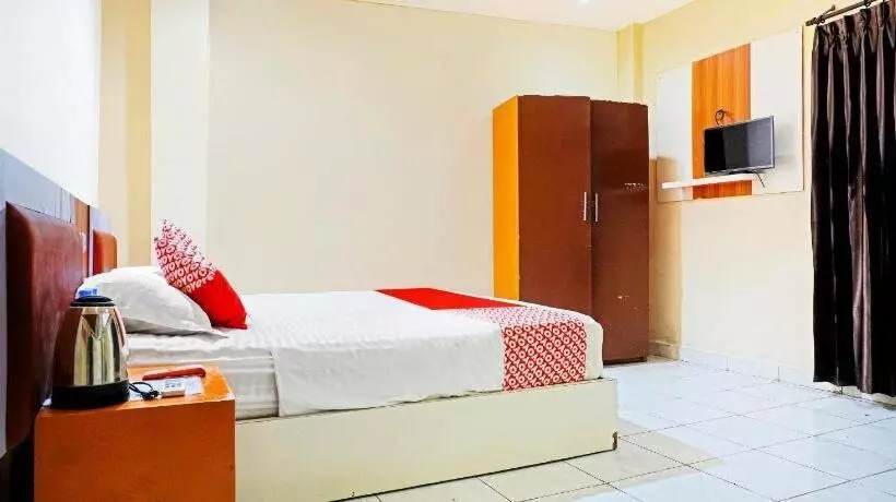 Collection O 91331 Hotel Grand Saota Soppeng