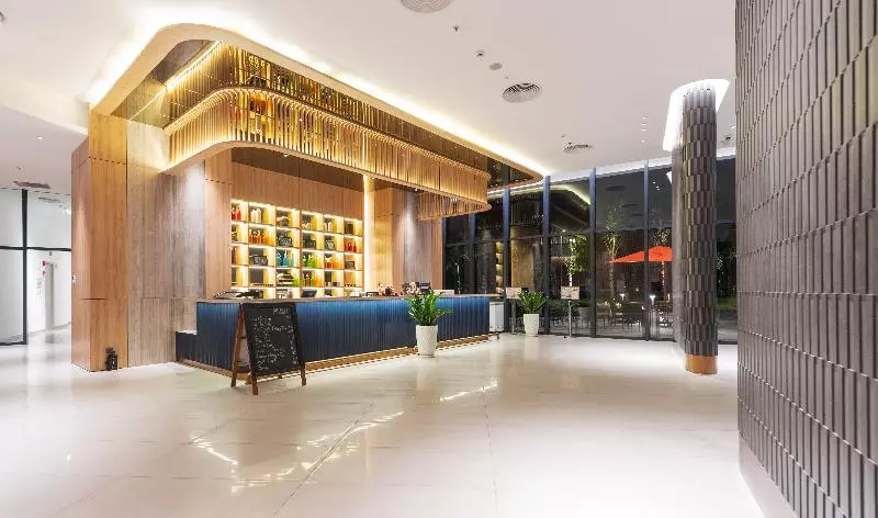 هتل The Empyrean Cam Ranh Beach Resort