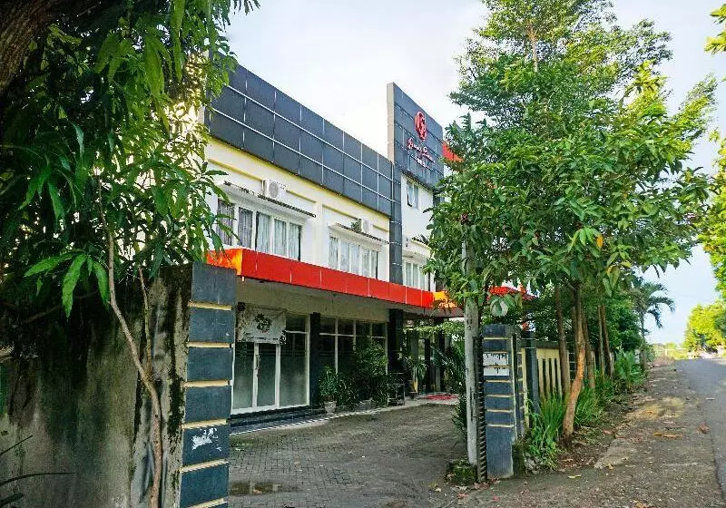 Collection O 91331 Hotel Grand Saota Soppeng