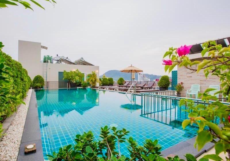 77 Patong Hotel & Spa