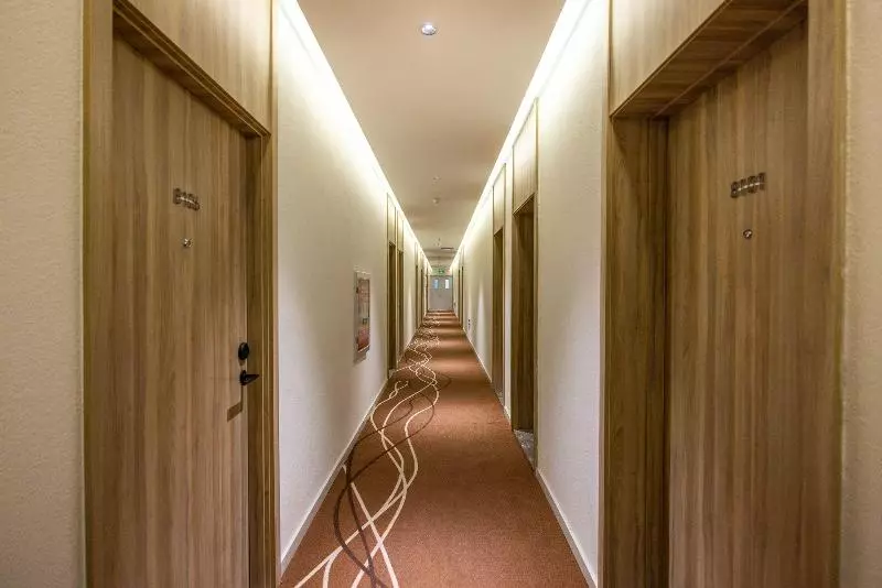 Hanting Premium Hotel Lanzhou Zhengning Road