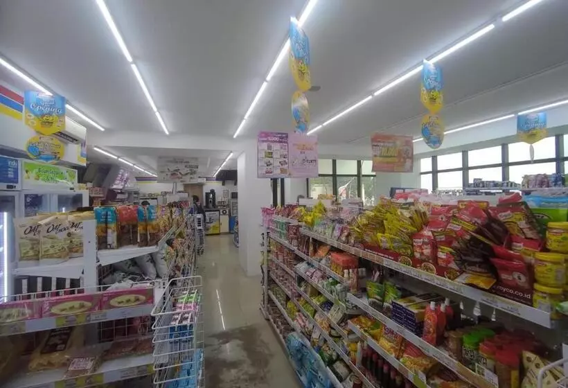 Hotelli Padina Suites