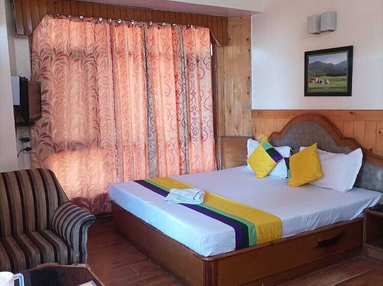 호텔 Rajat Shimla