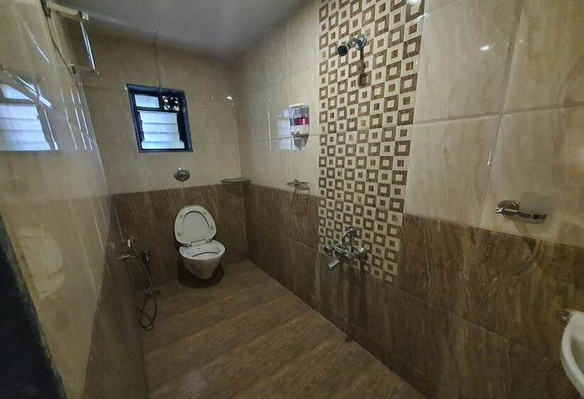 Отель Silver Leef