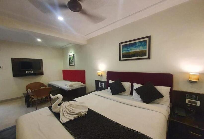 Отель Silver Leef