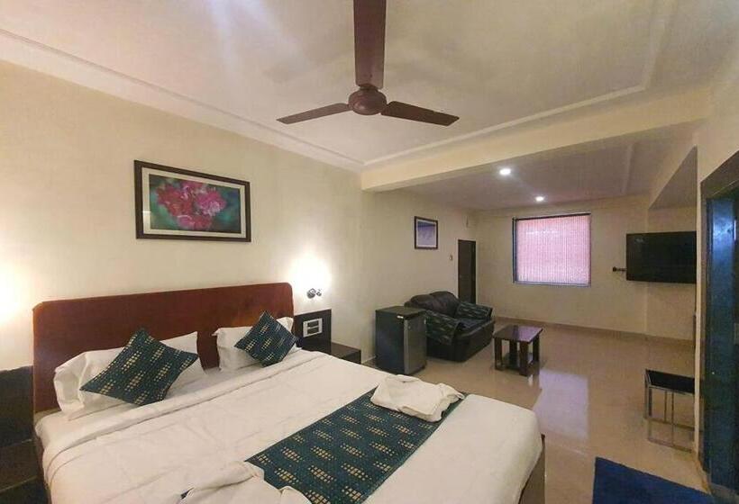 Отель Silver Leef