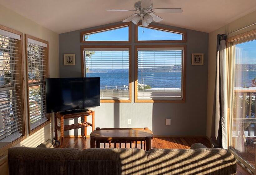 Мотель Watefront At Potlatch