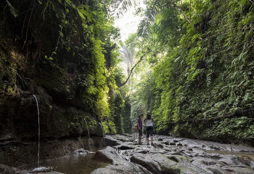 渡假胜地 Pramana Giri Kusuma