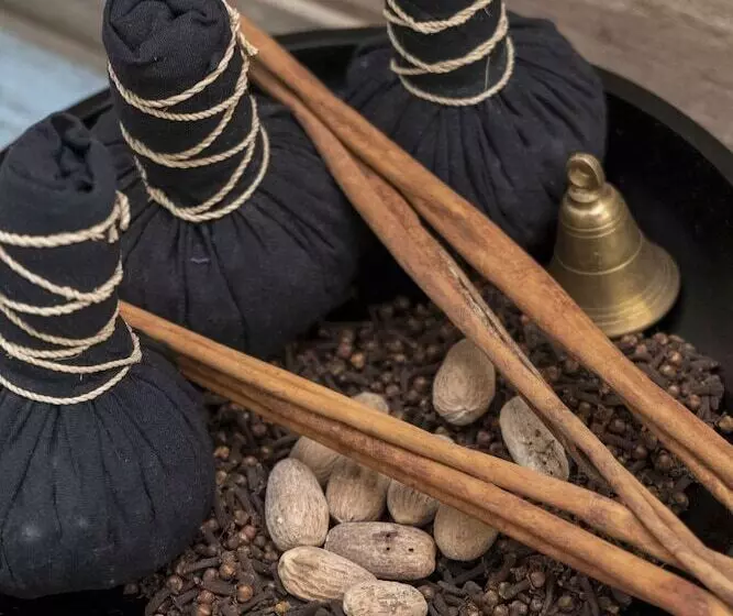 リゾートホテル Pramana Giri Kusuma