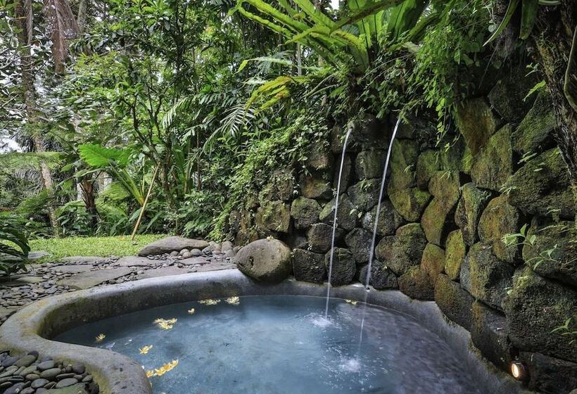 渡假胜地 Pramana Giri Kusuma