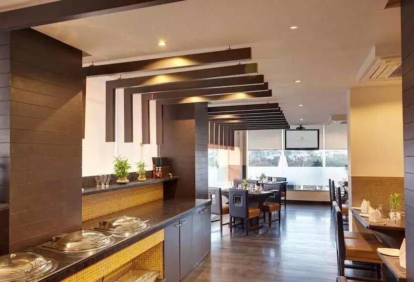 Whispering Palms Hotel Jaipur